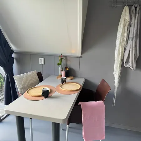 Hotelhuisjes מלון 3*