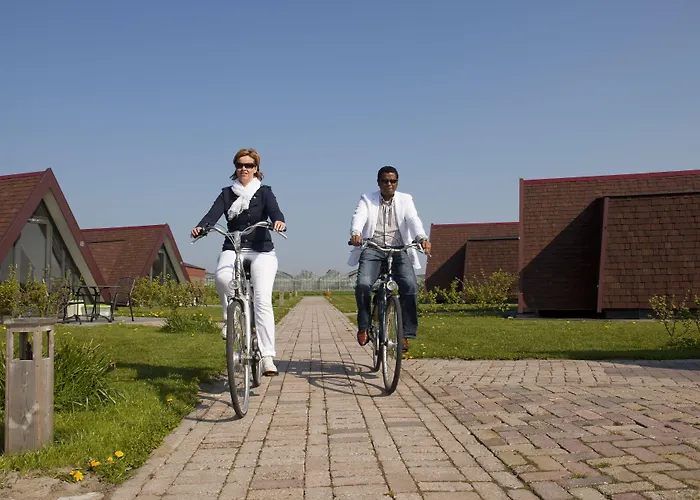 Hotelhuisjes Ξενοδοχείο 3*